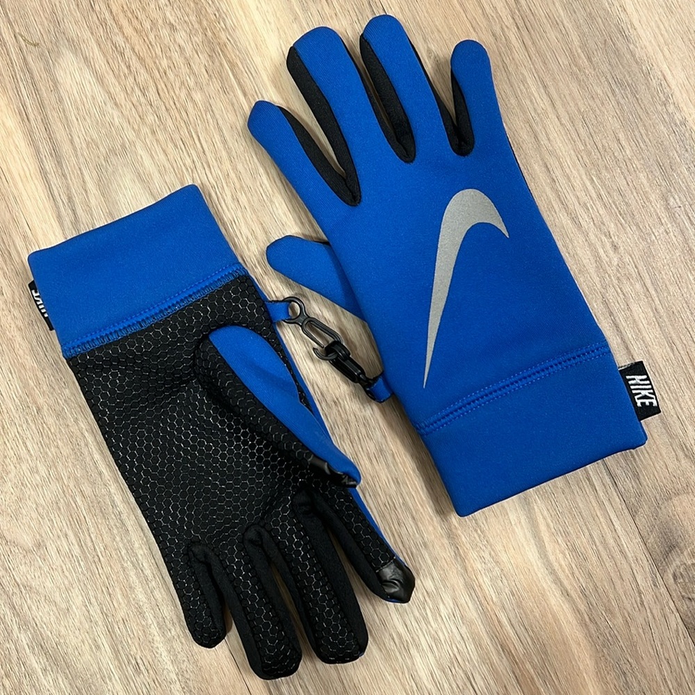 Nike Youth Tech and Grip Gloves - Fleece Lined - Touchscreen Compatible